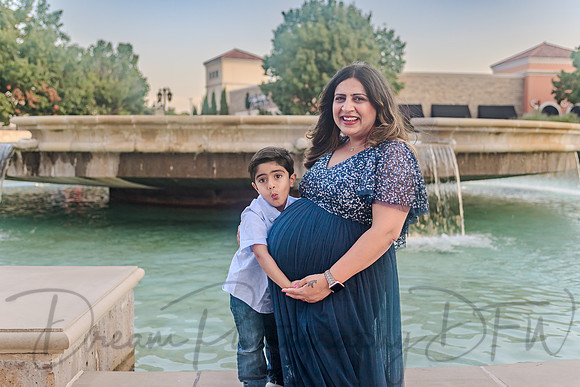 Simrat Bahita Family Maternity-2