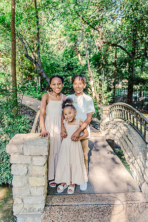 Britnay Broadus & Family-28