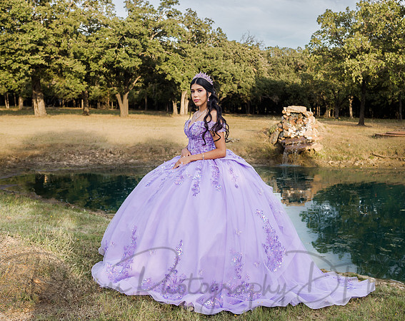 Esmeralda Bustillos Quinceanera-5
