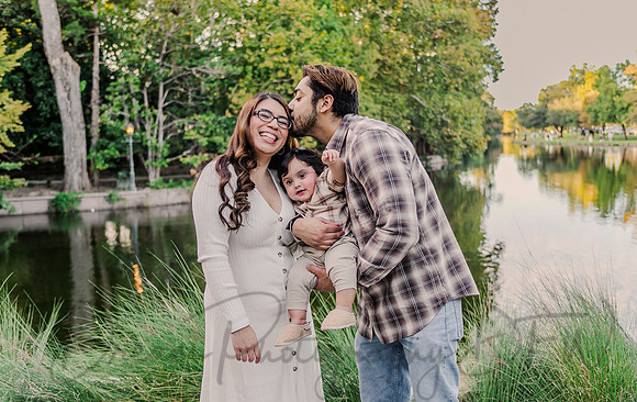 Amanda Ramirez & Family-15