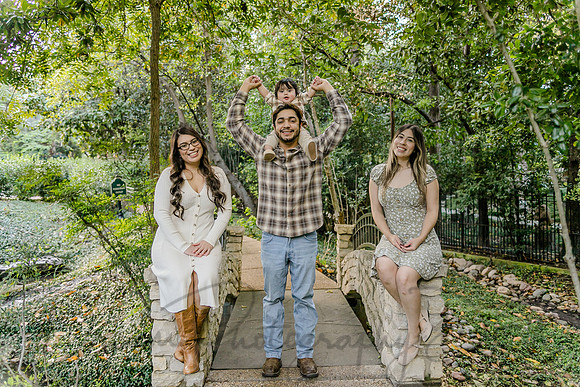 Amanda Ramirez & Family-17