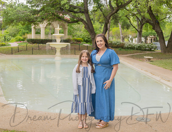 Mary Hurst & Family-8