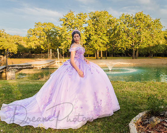Esmeralda Bustillos Quinceanera-25