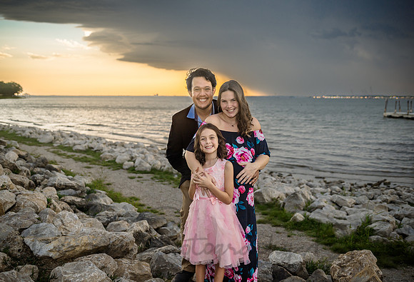 Aja Ruiz Family Maternity-6
