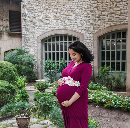 Priyanka Rana & Arun Yadav Maternity -26