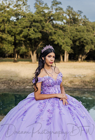 Esmeralda Bustillos Quinceanera-11