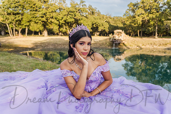 Esmeralda Bustillos Quinceanera-17