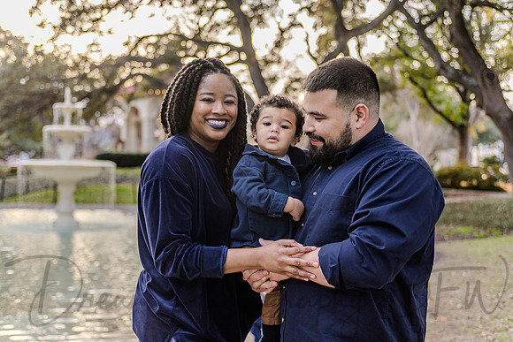 Abner Reyes & Family-18