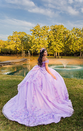 Esmeralda Bustillos Quinceanera-30