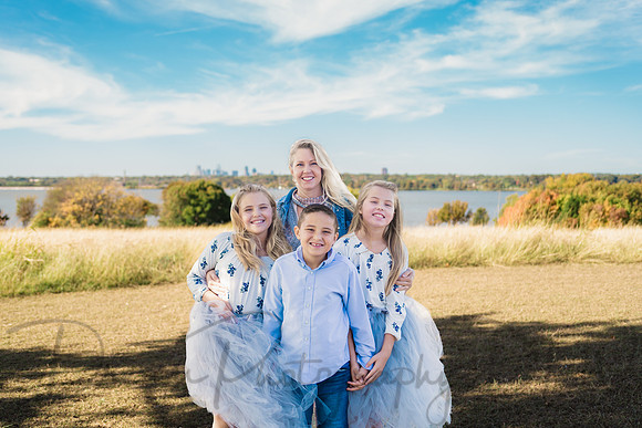 Beth Cuevas & Family-1