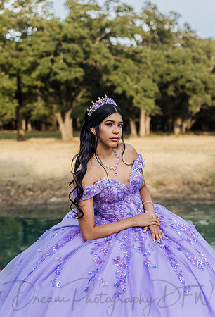 Esmeralda Bustillos Quinceanera-12